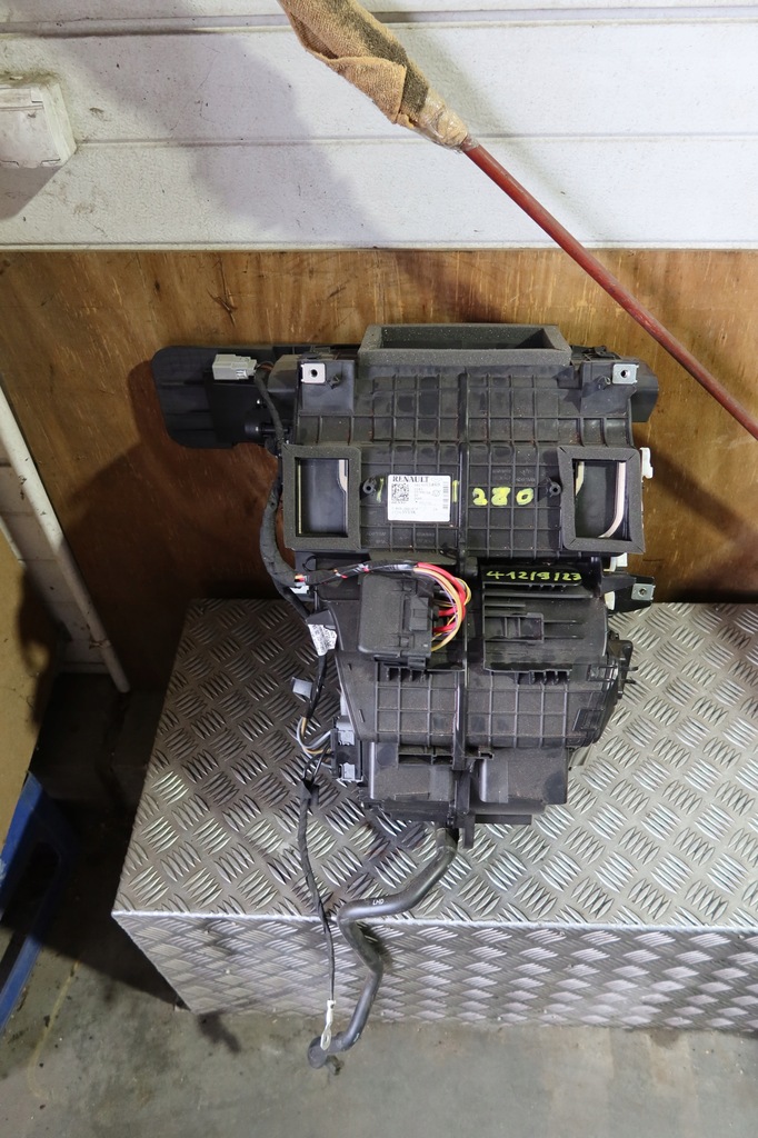 фото №1, Обігрівач clio iv 272705513r