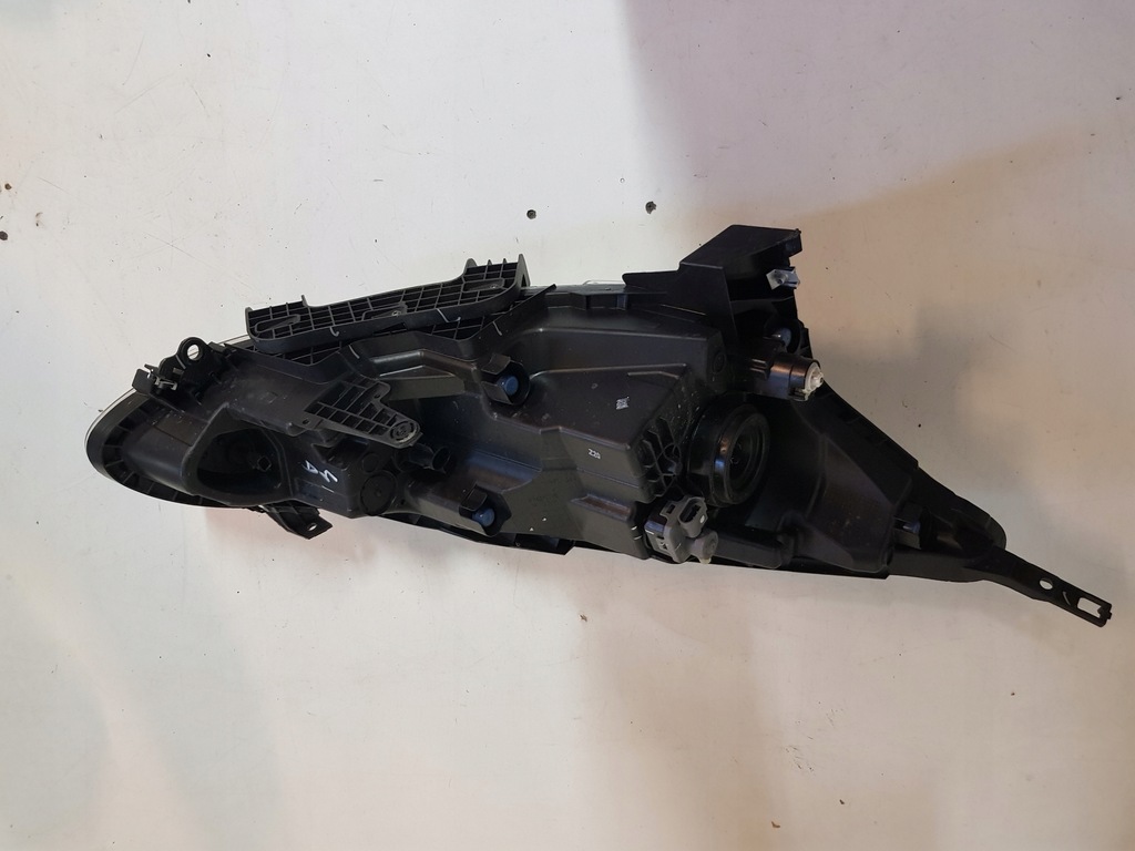 фото №5, Nissan nv200 13r+ левая правая лампа перед europa