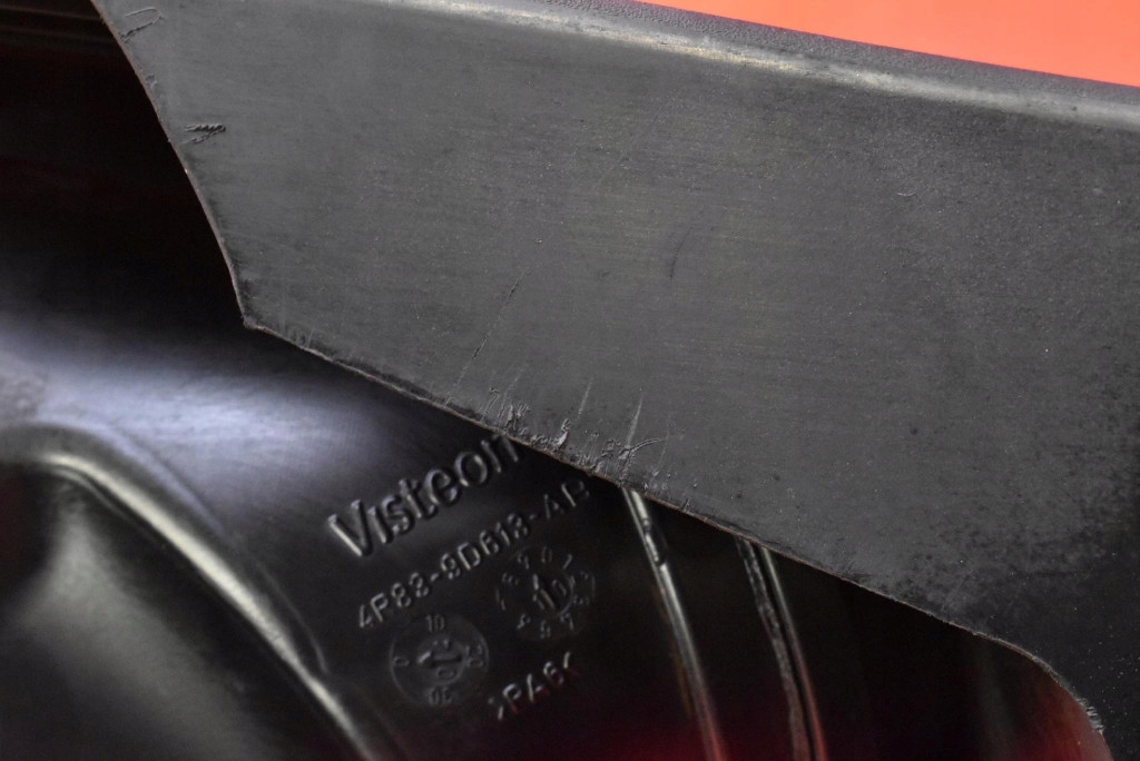 Корпус фильтра воздуха 5w939600ab jaguar xj x358 2.7 tdv6 204 km 07-09 Цена