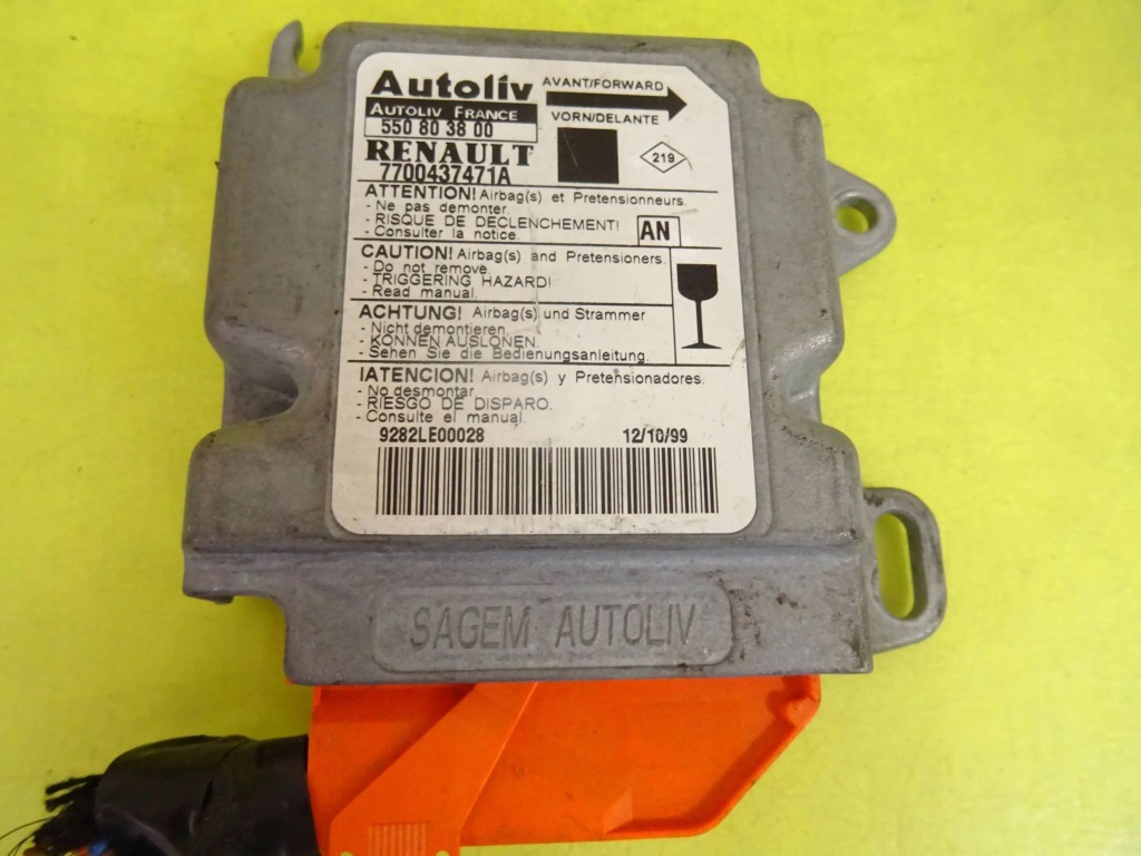Модуль датчик подушка безопасности renault scenic i 7700437471a nr1471 Цена