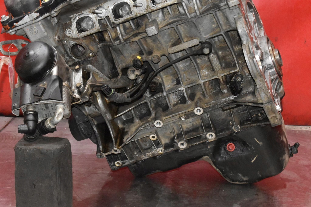 фото №11, Двигатель бензиновый n46b18 bmw e46 1.8 valvetronic 116km 01-06 сжатие