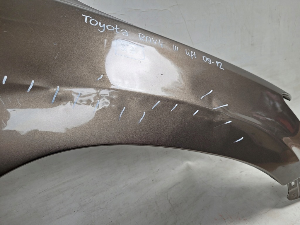 фото №8, Крила передній правий перед toyota rav4 06-09 / lift 09-12
