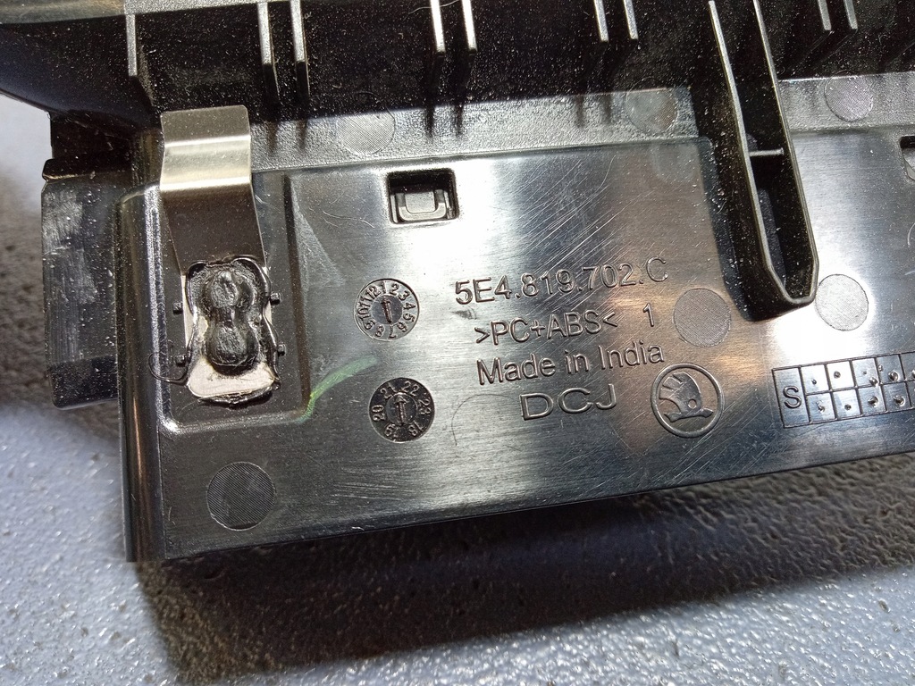 фото №4, Octavia iv решётка обдув правая молдинг 5e4819702c