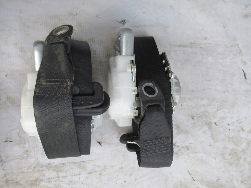 фото №10, Приборная панель консоль подушка безопасности натяжители toyota iq