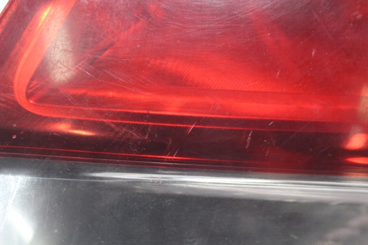 фото №4, Лампа правая задняя renault clio iii lift