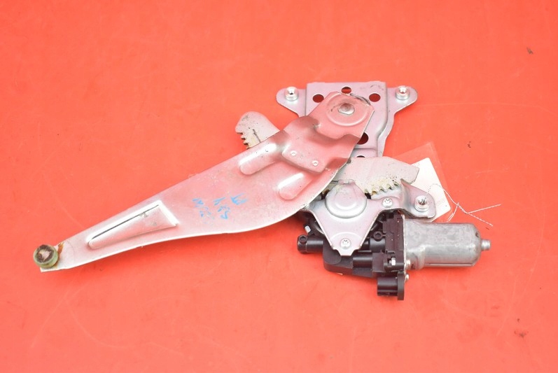 фото №5, Подъемник стекло правый задняя suzuki sx4 1 i