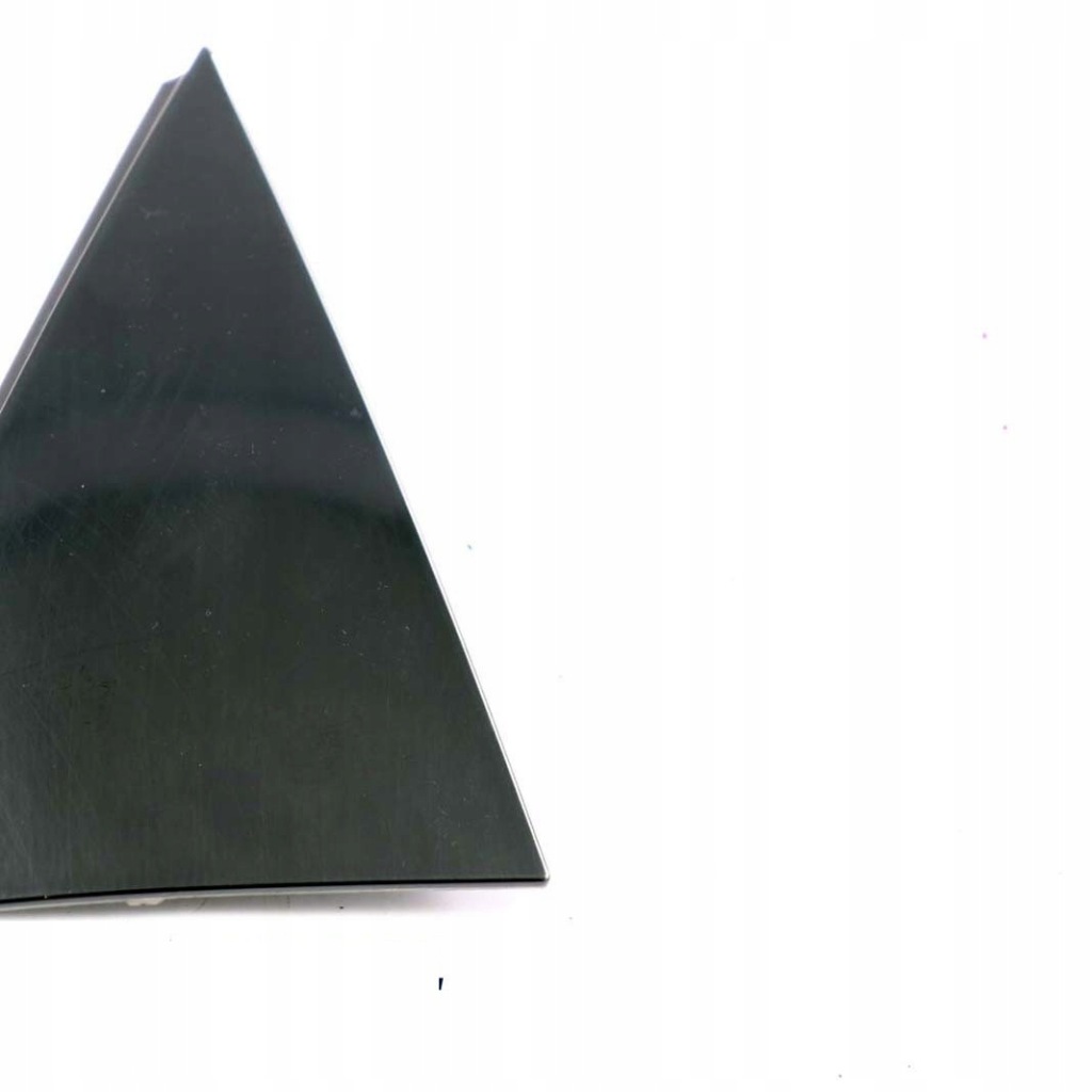 Mercedes w169 треугольное защита крыла задний  правый a1696903487 Оригинал