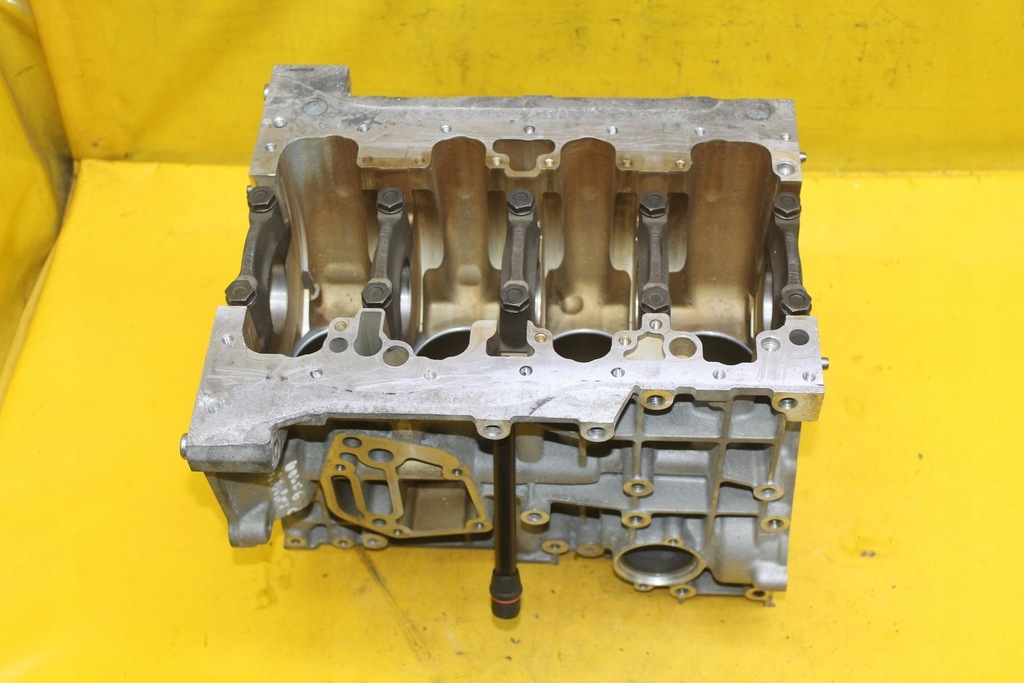 фото №13, Блок двигуна vw golf vi seat audi 1.6 mpi ccs 06b103019ak