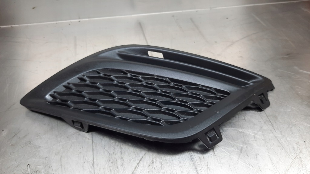 фото №3, Решітка заглушка протитуманної фари ліва 31290657 volvo xc60