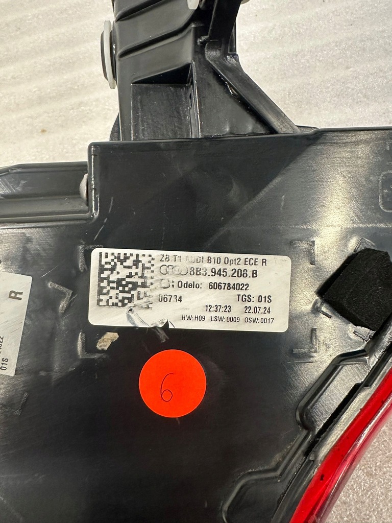 фото №8, Лампа задня права audi a5 8b3945208b