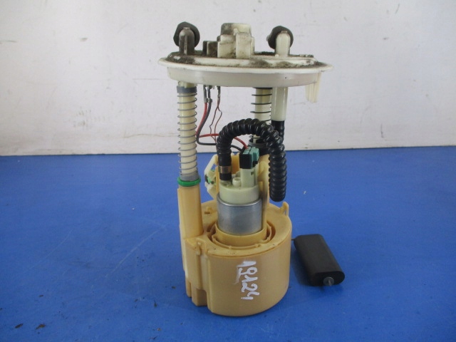 Smart fortwo 1 0.6 насос топливной  система измерительный датчик 09750029901 в Украине