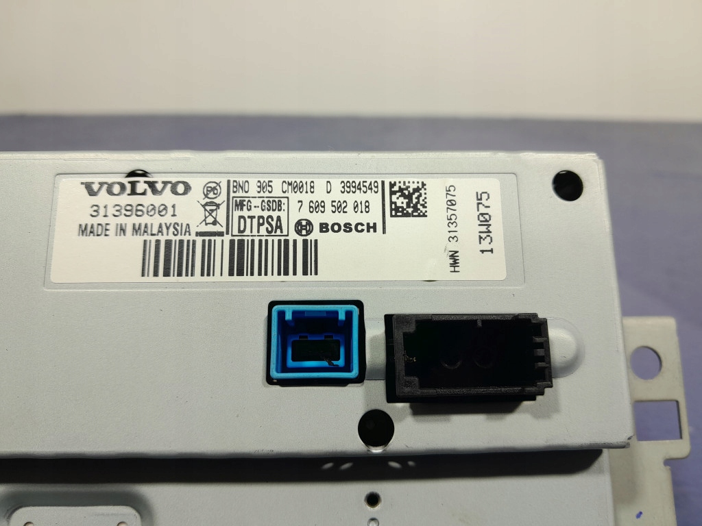 фото №6, Volvo v60 i s60 ii дисплей экран монитор радио навигации 31396001