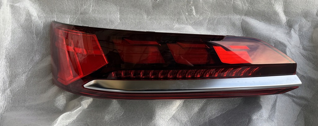 фото №1, Лампа led ліва задня audi 4m0945093n....