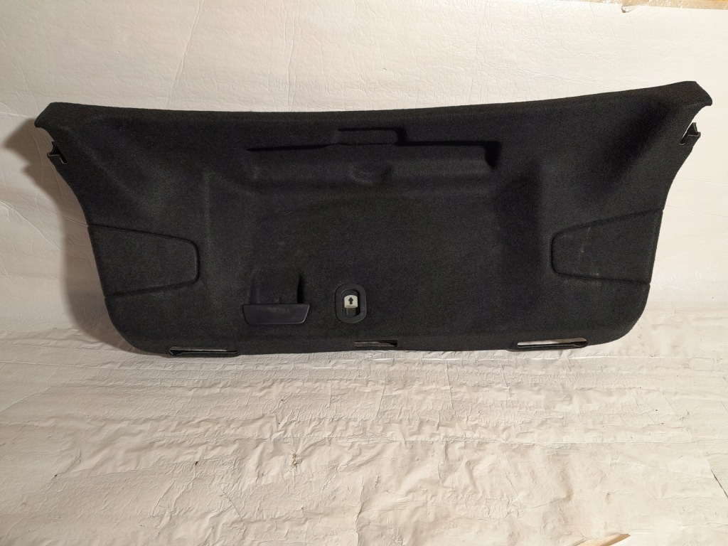 фото №1, Audi a3 s3 8v защита крышки багажника 8v5867975c