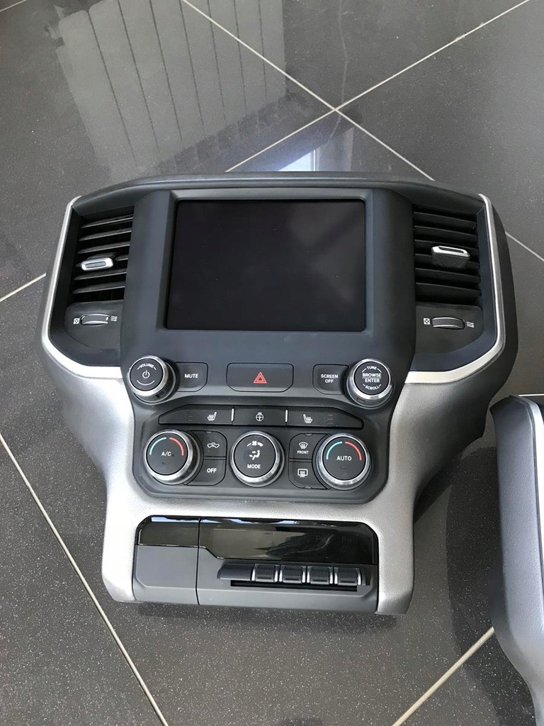 фото №2, Dodge ram dt 2019-2022 радио панель переключатель