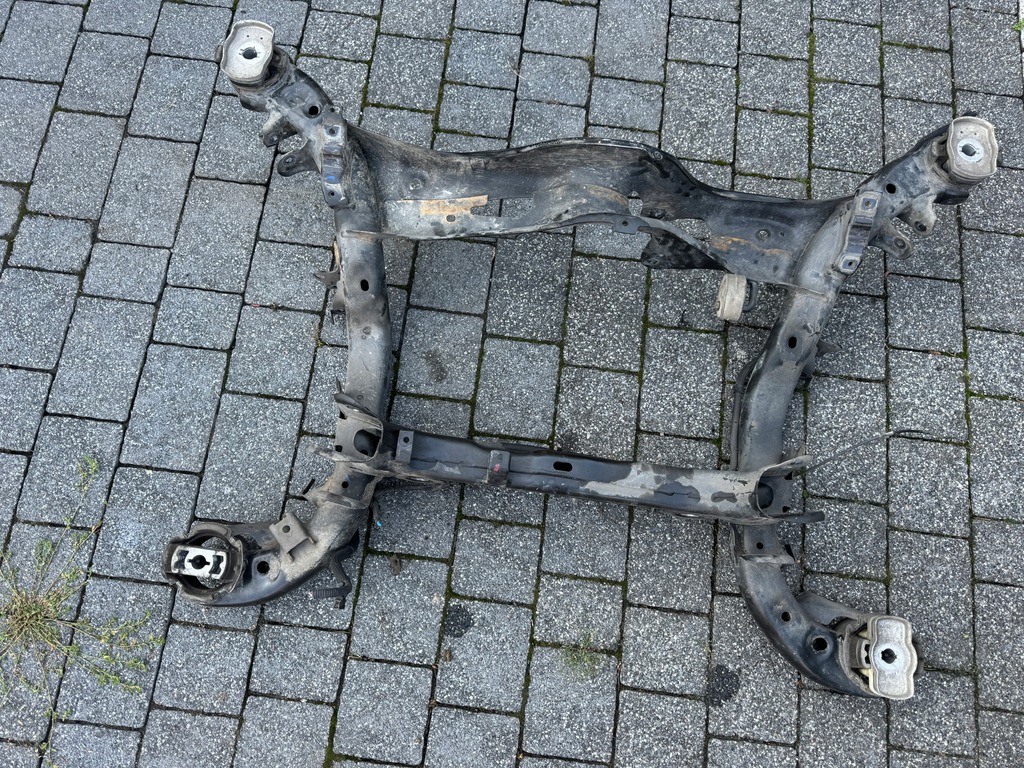 фото №1, Подрамник подрамник задняя audi q5 80a