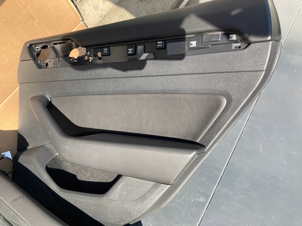 фото №16, Сидіння підігрів заднє сидіння оббивка vw arteon lift r line