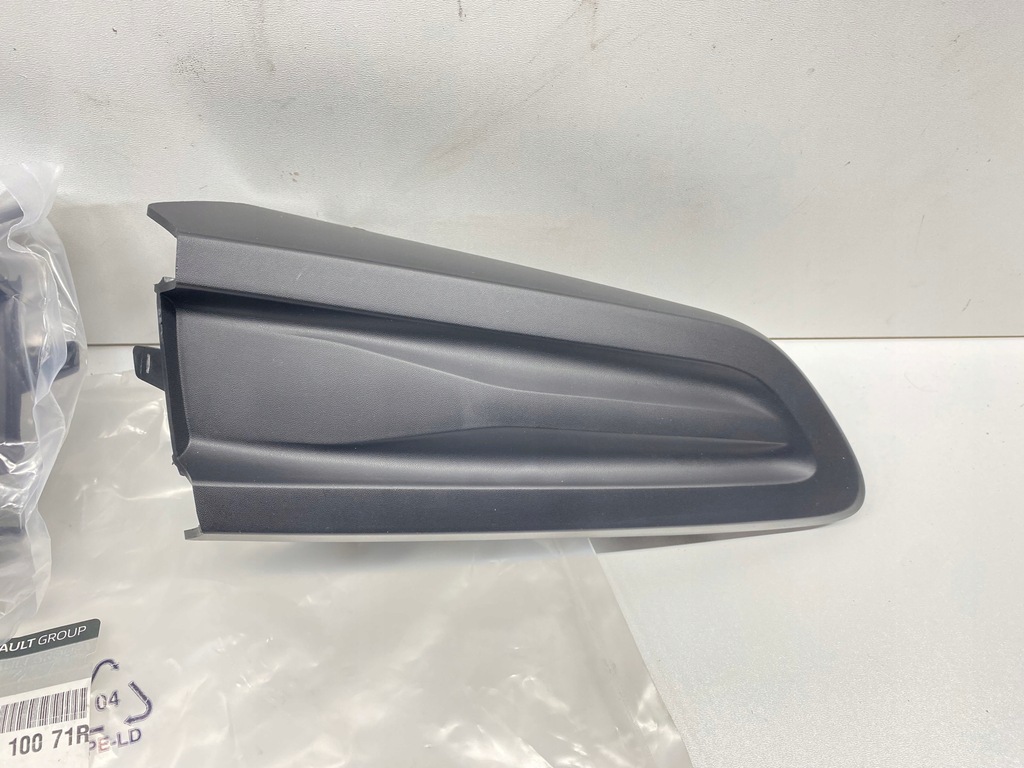 фото №3, Решітка радіатора решітка бампера права renault zoe lift fl 2019-