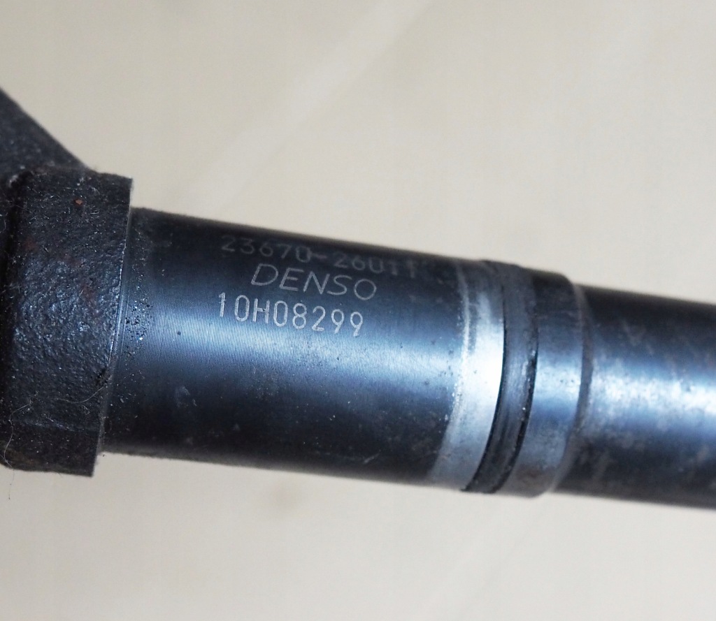 Toyota lexus інжектор форсунка denso 23670-26011 в Україні