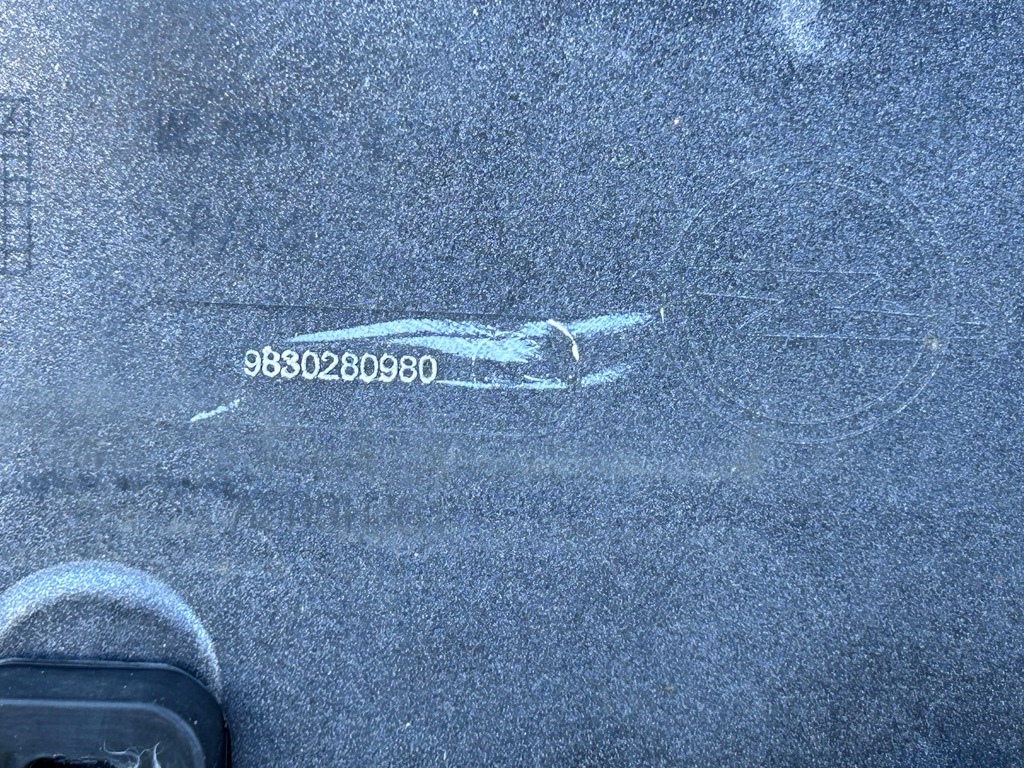 фото №13, Opel corsa f 19-23 бампер перед 6 x pdc оригинал 9830280980