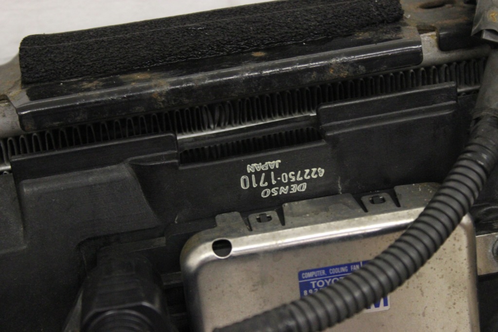 Радиатор воды вентиляторы lexus rx 2 2003r- 3.0b Доставка