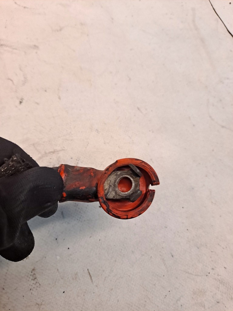 фото №5, Шланг кабель клемма плюсовая land rover discovery iii 2.7d