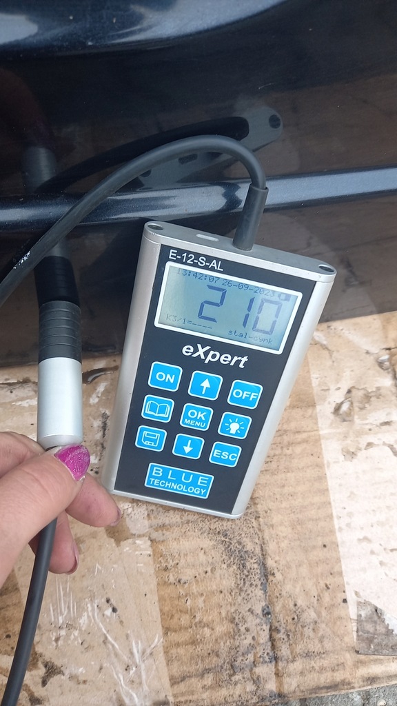 фото №10, Задняя крышка багажника ford focus 00r kombi km1