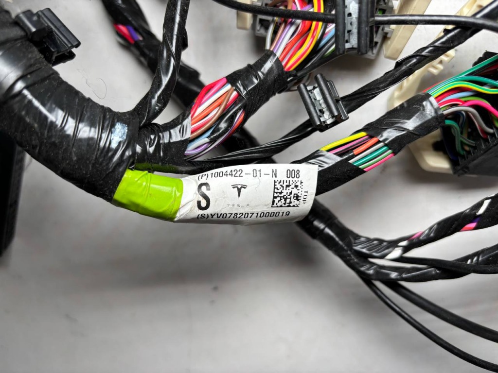 фото №2, Електропроводка tesla model s