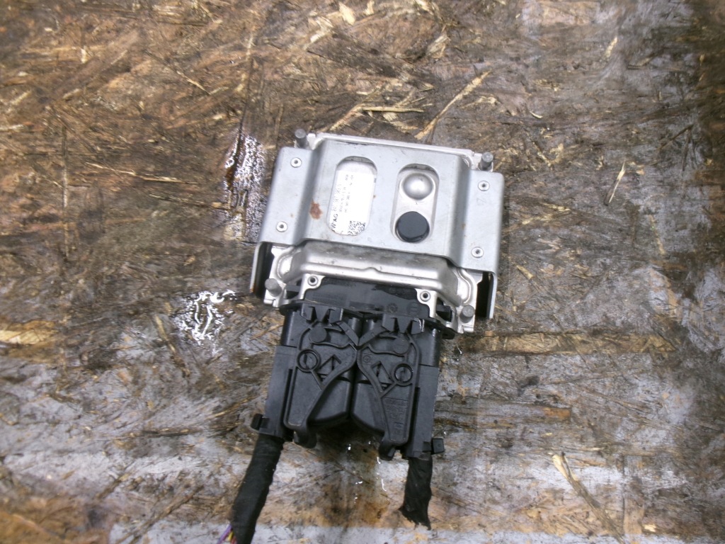 фото №1, Vw up бортовий комп'ютер блок керування 1.0 mpi 04c907309n