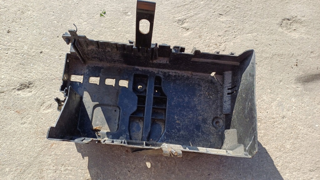 фото №1, Chevrolet cruze основание аккумулятор 13354419