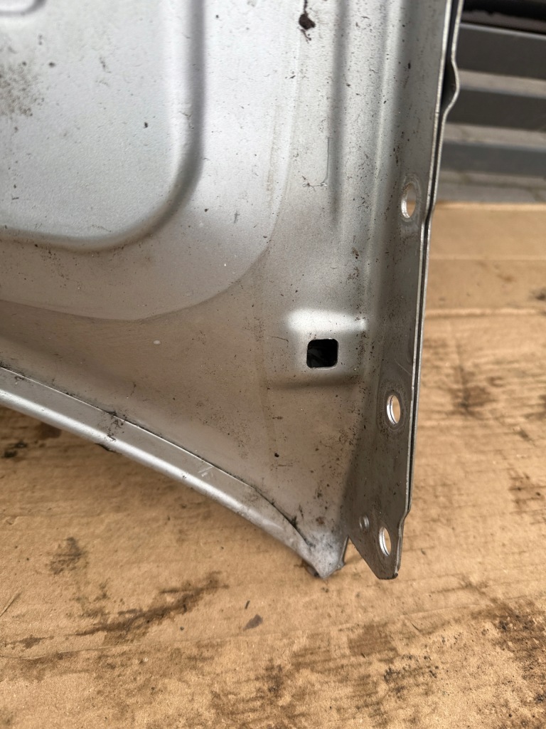 Капот крышка двигателя mercedes e klasa w211 рестайлинг  06-09r 775 Недорого