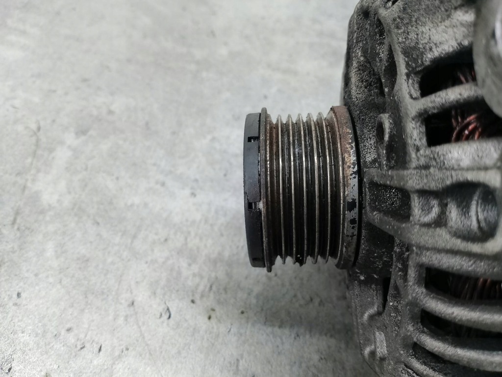 Генератор citroen c4 picasso 1 9646321880 0124525035 1.6 hdi Ціна
