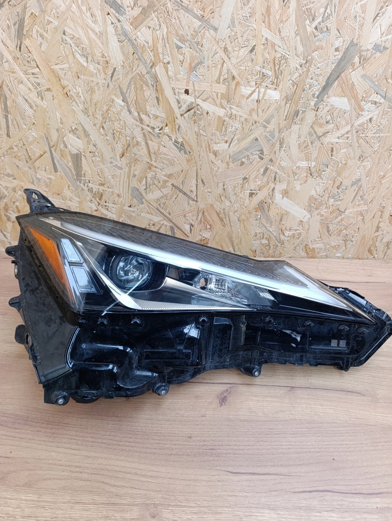 фото №1, Фара правый lexus ux 2018- led