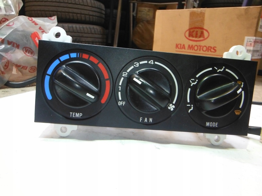 фото №1, Панель керування обігрів kia pregio