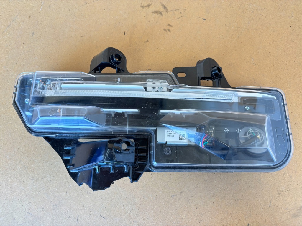 Купити Mazda cx-30 cx30 протитуманна фара led drl led правий перед передній