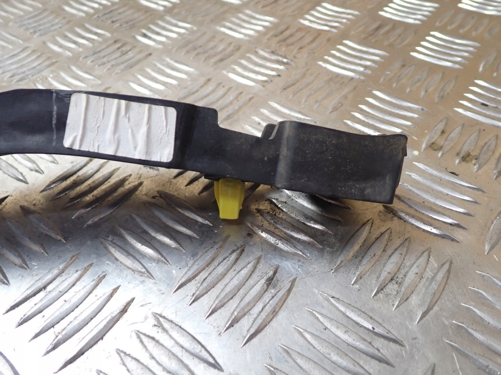 Кронштейн  бампера правий задні kia sportage iv 2018r 1.6 wd 86614-f1000 10794 Ціна