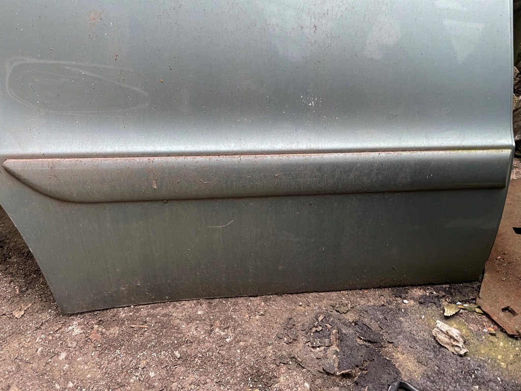 фото №3, Mercedes a klasa w169 молдинг двері нижня niebieska