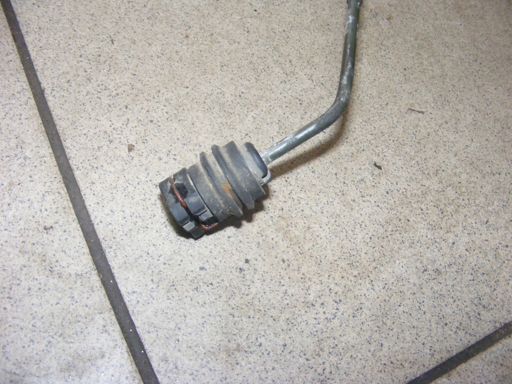 фото №3, Mazda 5 шланг трубка цилиндр сцепления 2.0 citd