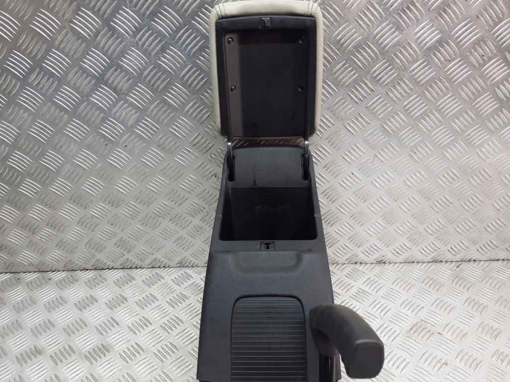 фото №6, Підлокітник тунель saab 9-3