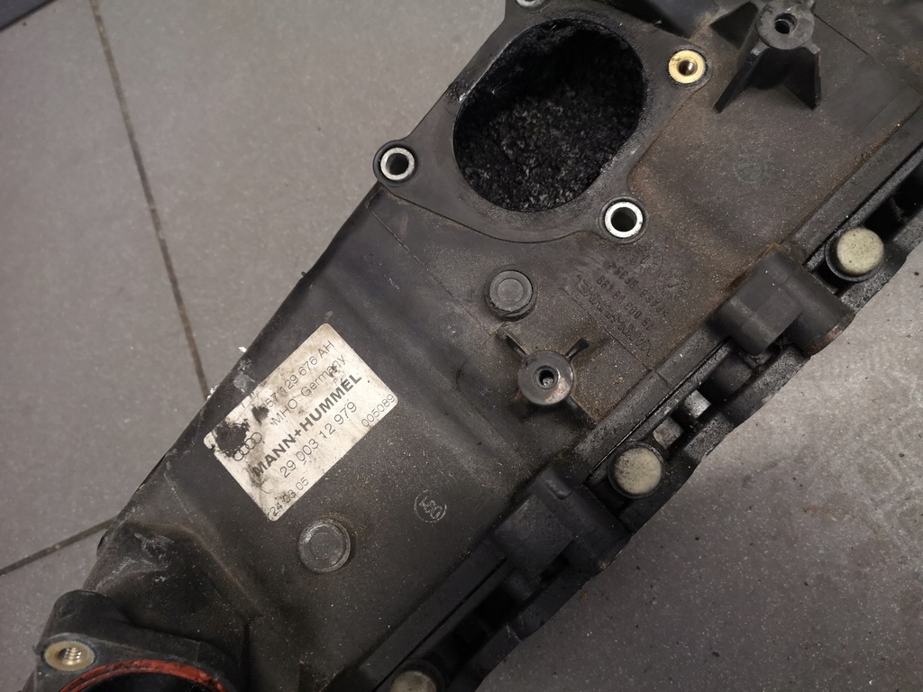 фото №9, Колектор всмоктуючий правий audi a8 d3 057129676ah