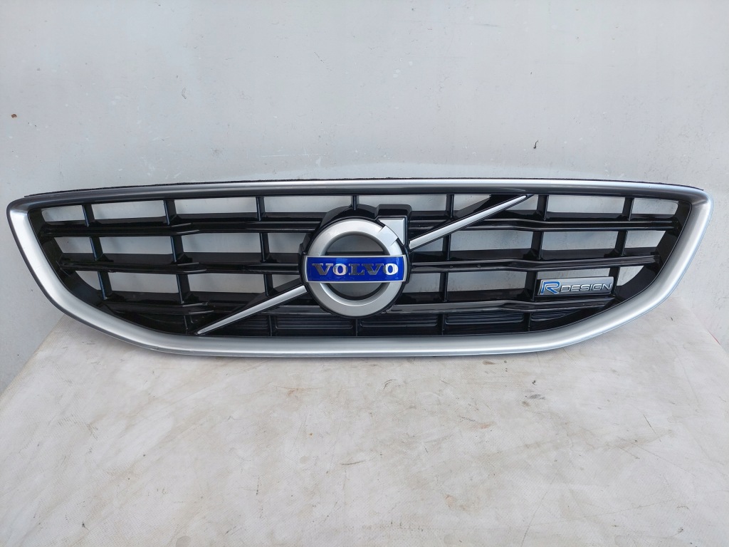 Купити Volvo v40 2 ii 2012-2019 решітка радіатора решітка радіатора решітка бампера перед r-design