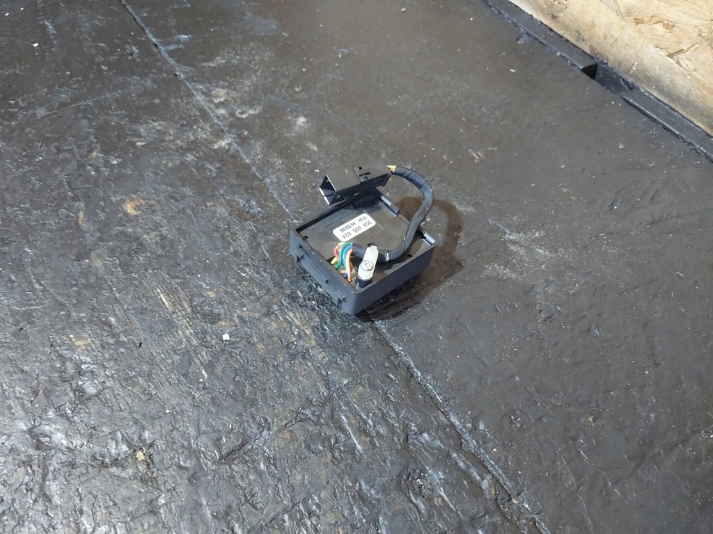 фото №7, Кнопки эксплуатации телефона volkswagen golf vi 3c0035624