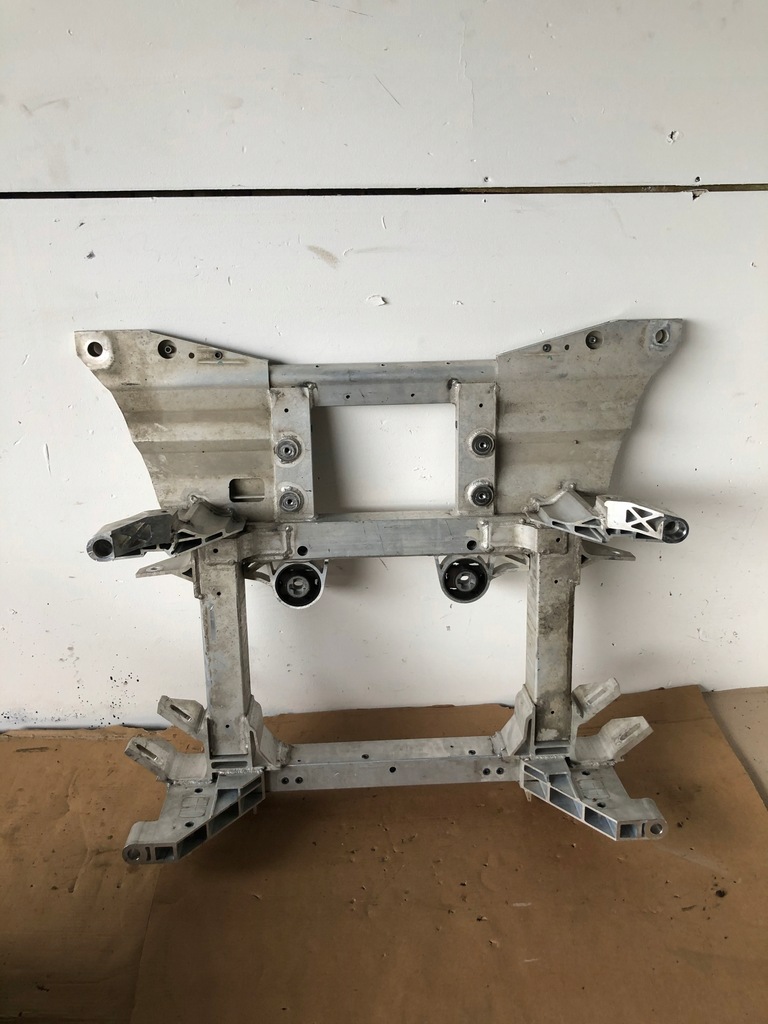 фото №1, Jaguar i pace подрамник - подрамник передние