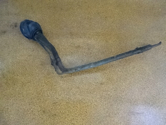 фото №1, Land cruiser 120 04r труба заливна горловина пального