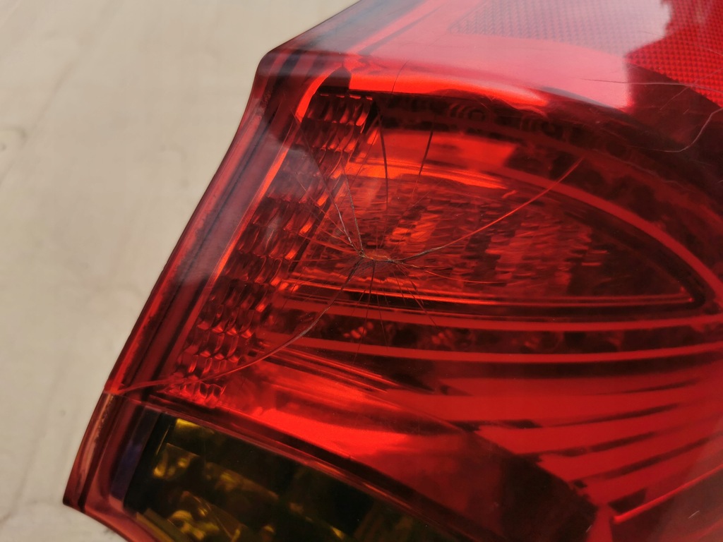 фото №2, Kia ceed ii hb лампа правая задняя led