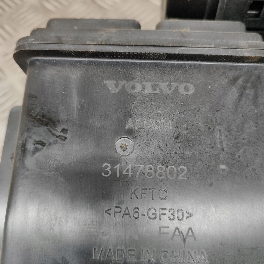 фото №4, Volvo xc90 2020 фильтр угольный