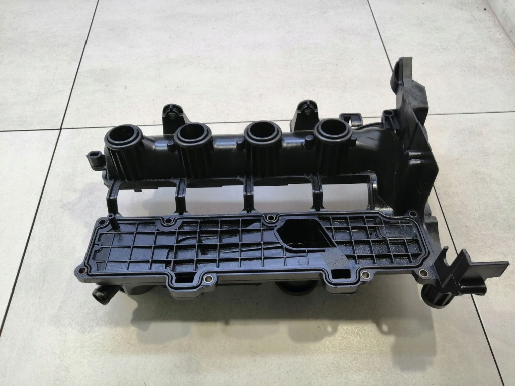 фото №1, Крышка клапанов крышка peugeot 307 1.4 hdi 8hz