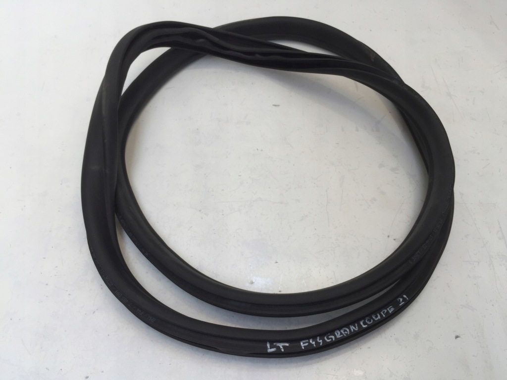 фото №1, Bmw 2 f44 gran coupe 2021 прокладка дверь левый задняя 7483099