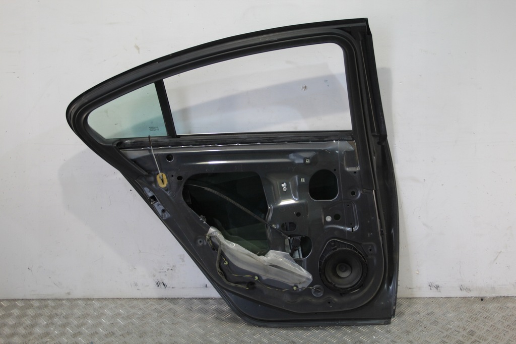 фото №3, Двері лівий задня задні insignia a