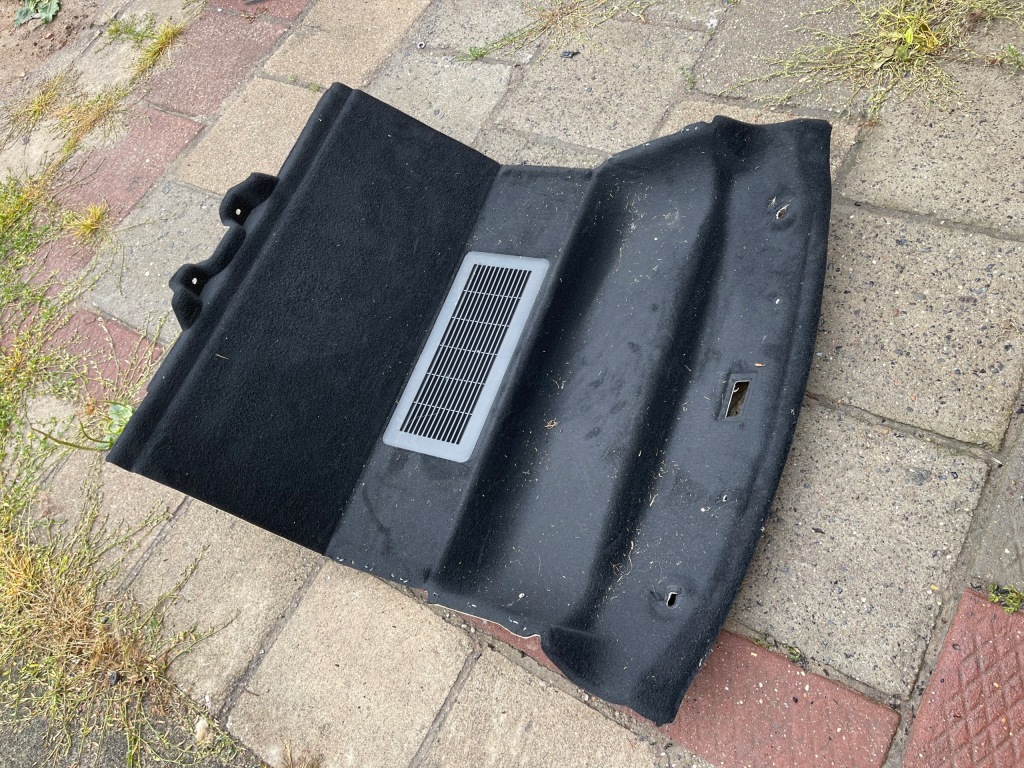 фото №1, Lexus lc500 lc lc500h обивка багажника